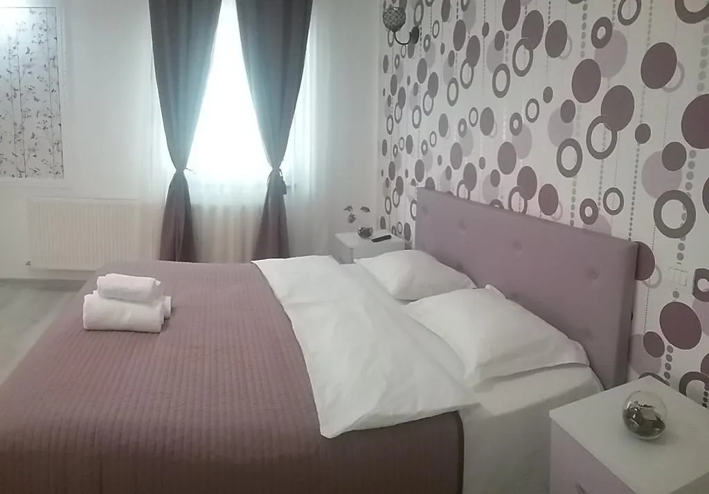 アパート Apartament Liliac ブカレスト ルーマニア