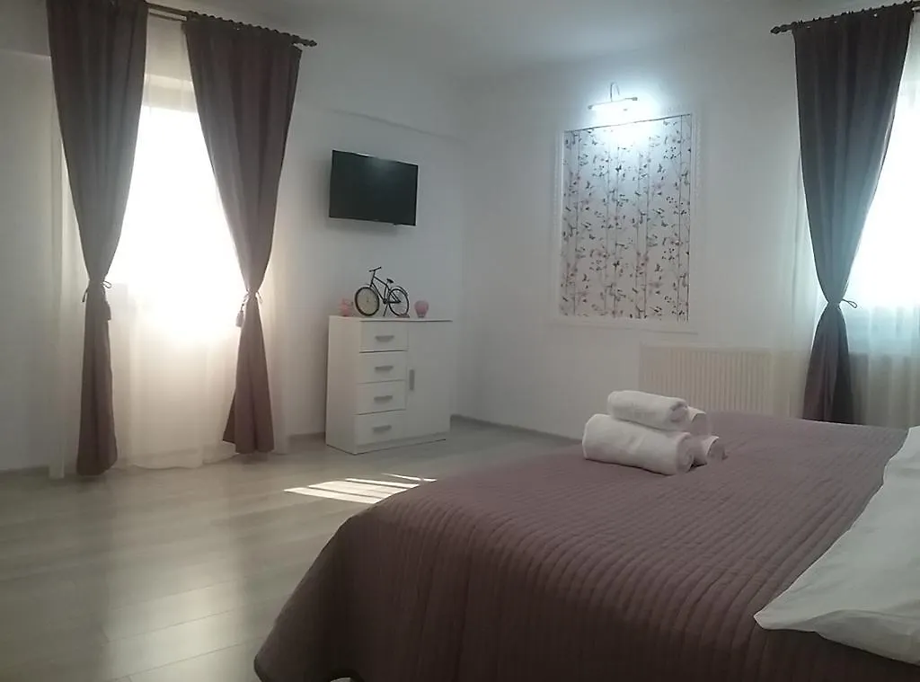 アパート Apartament Liliac ブカレスト